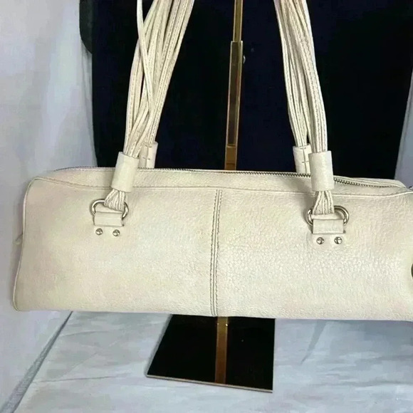 Kate Spade Cream Satchel w/ Multi Strand Handle and Tassle Zipper - Picture 4 of 9